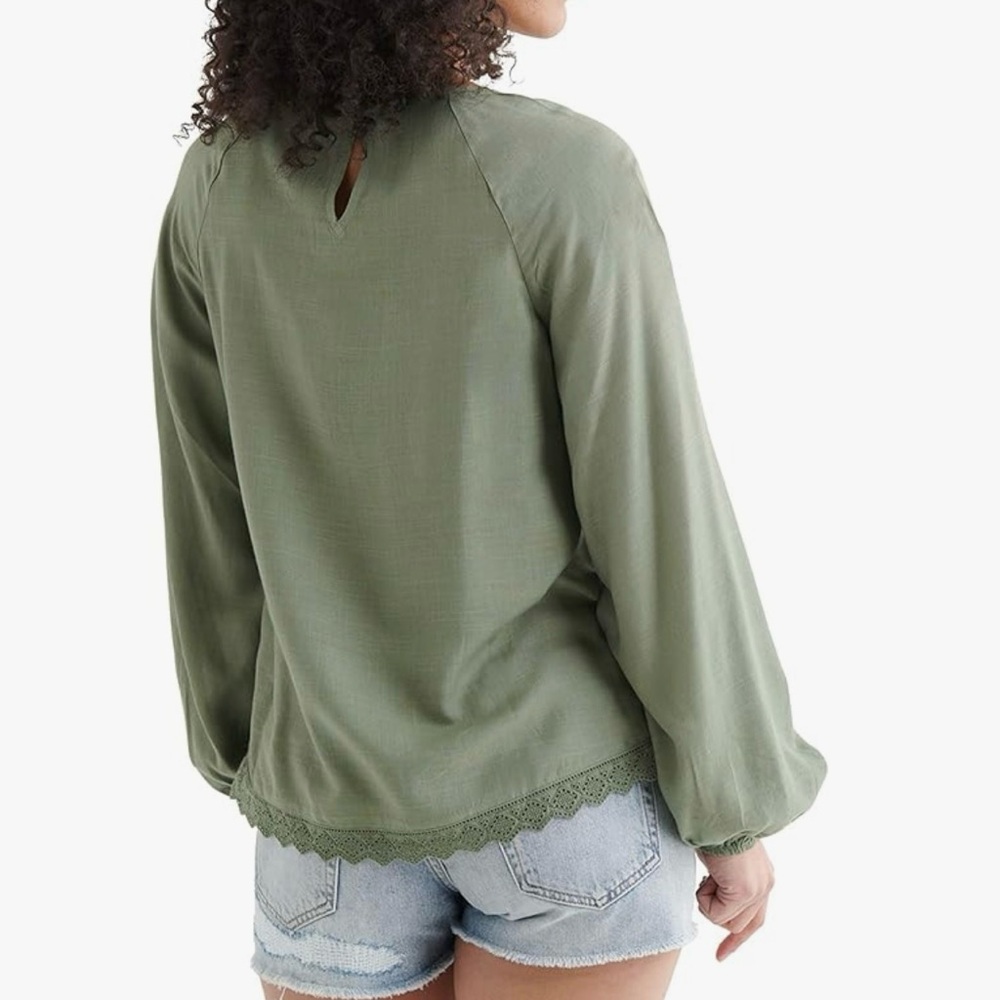 Lucky Brand Eyelet Woven Top NWT - Picture 3 of 6